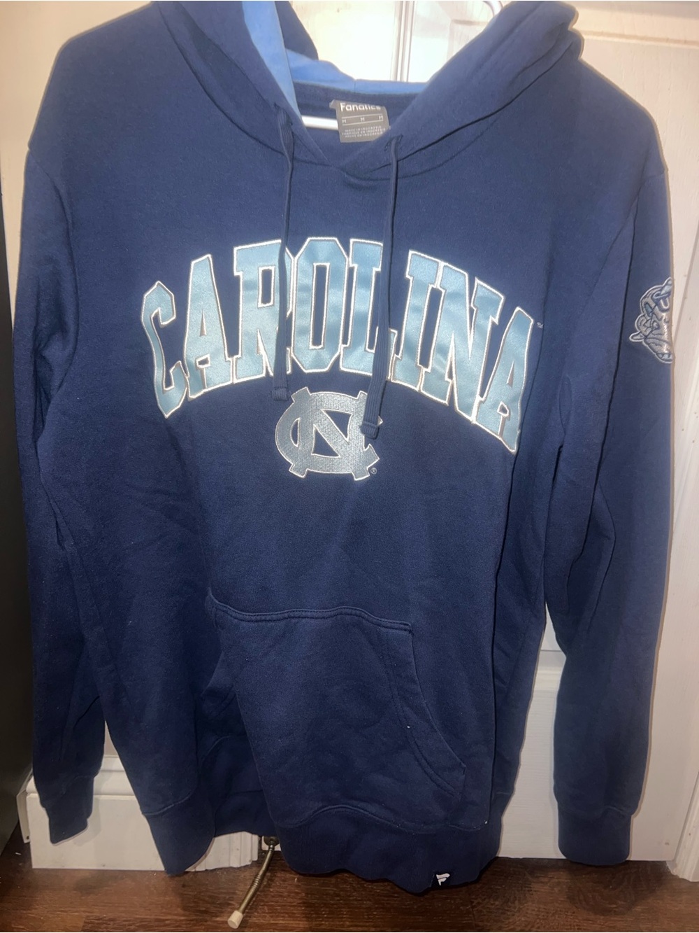 UNC fanatics hoodie size medium